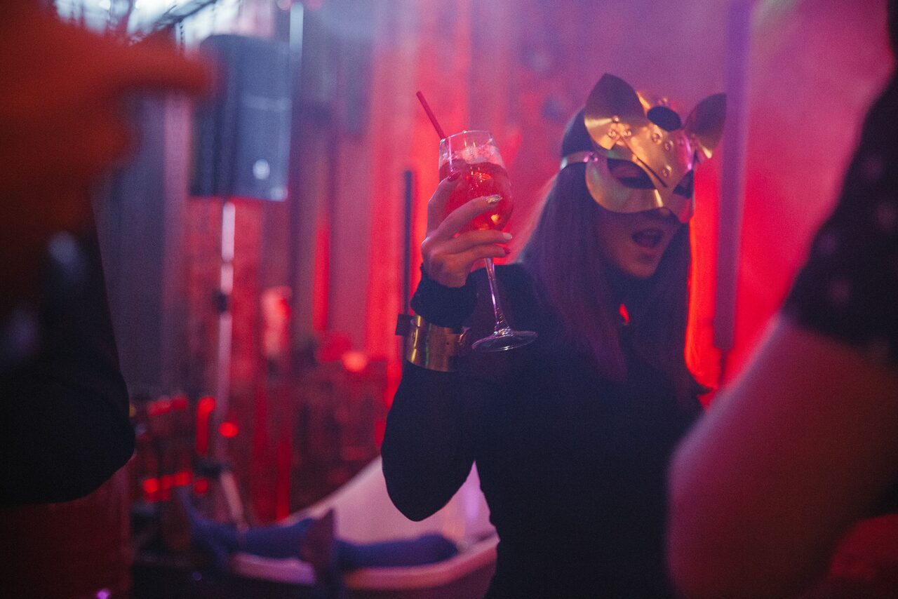 Арендовать Полигон. Фабрика Зал в стиле стимпанк