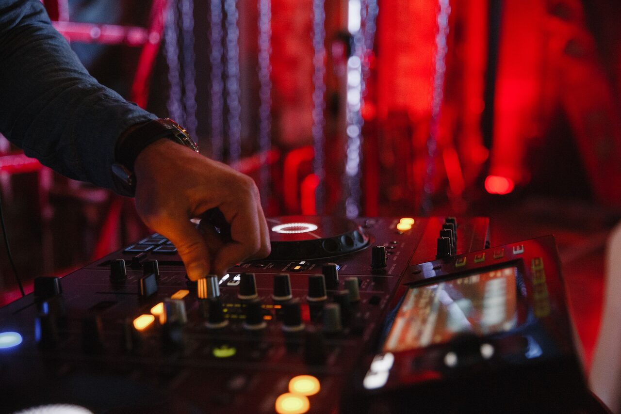 Арендовать Полигон. Фабрика Зал в стиле стимпанк