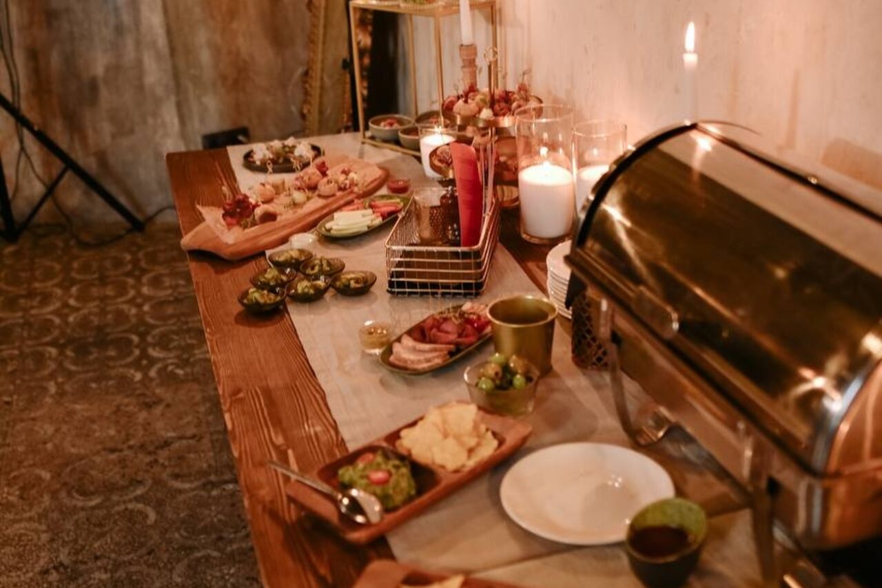 Арендовать Полигон. Текстурный зал Лофт с фактурными стенами