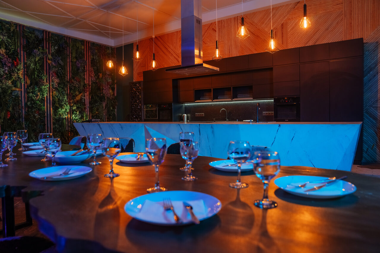 Арендовать Полигон. Лофт с кухней