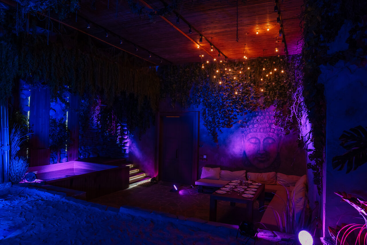 Арендовать Полигон. Бали  Тропический зал