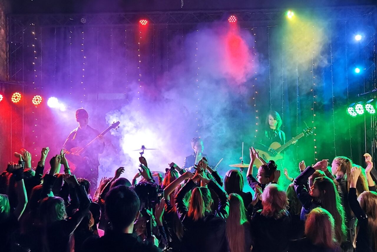 Арендовать Graf-Studio. Многофункциональное пространство со сценой