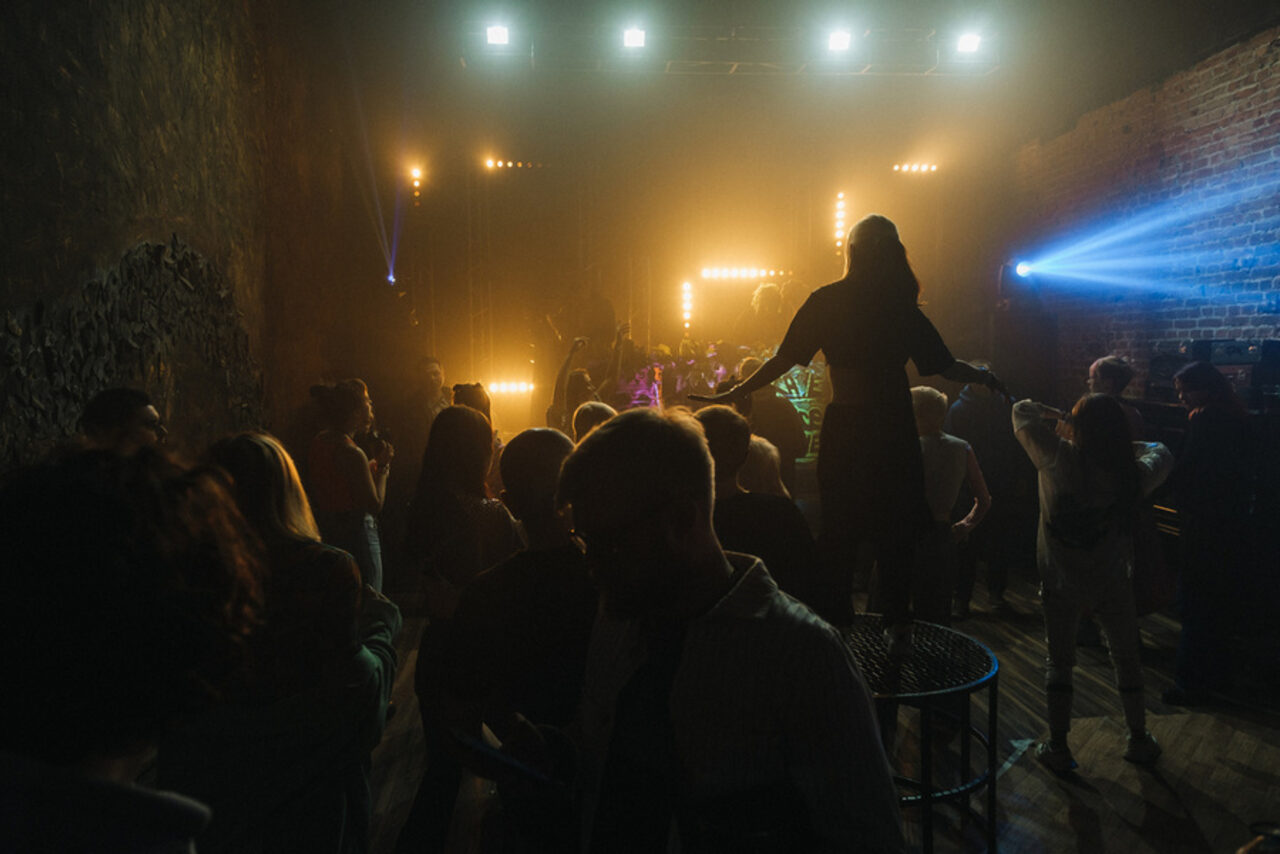 Арендовать Graf-Studio. Многофункциональное пространство со сценой