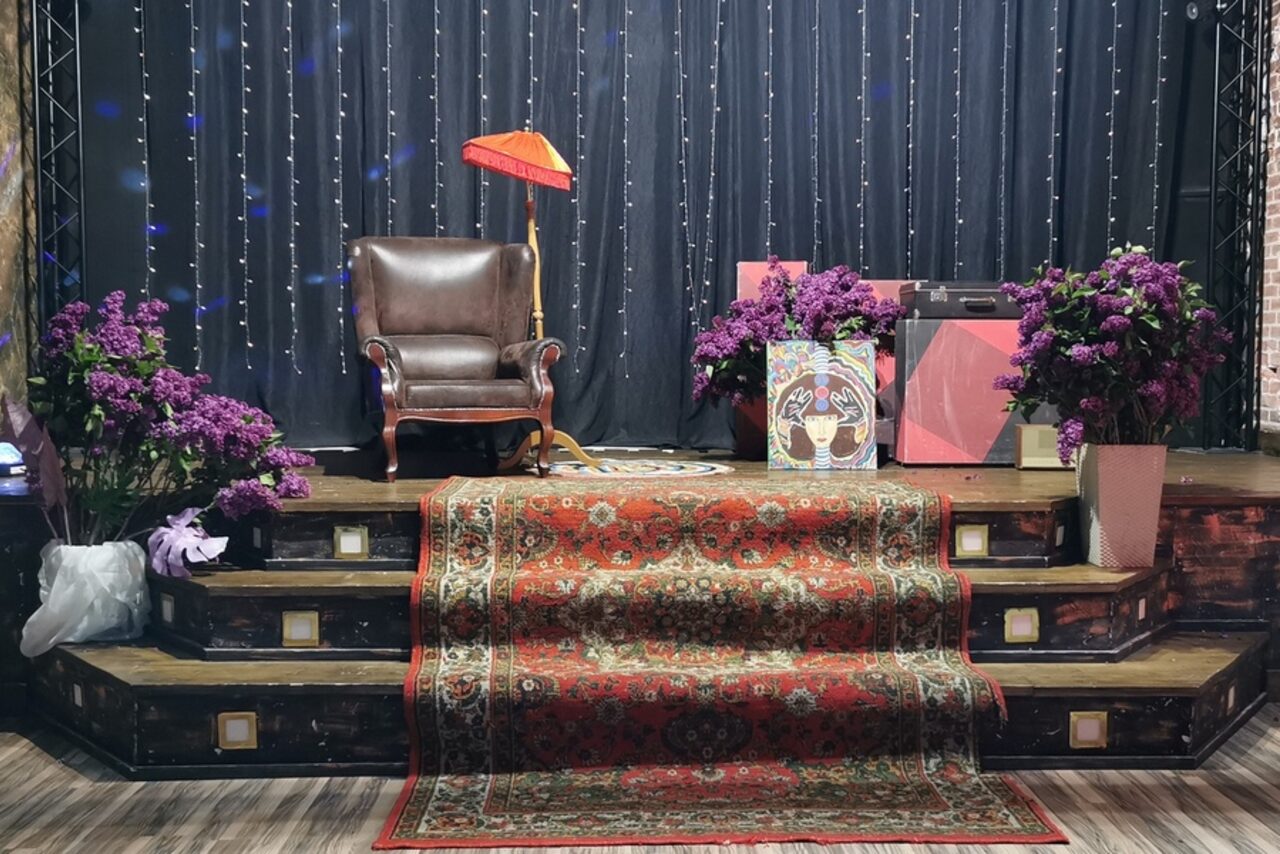 Арендовать Graf-Studio. Многофункциональное пространство со сценой