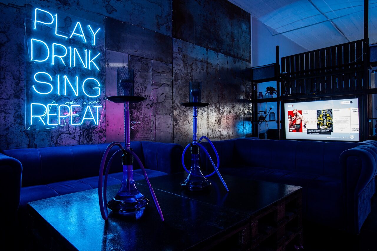 Арендовать Неоновый зал на Набережной Яузы