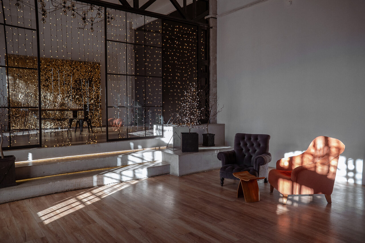 Арендовать Pavilion. Зал Industry Hall в современном стиле