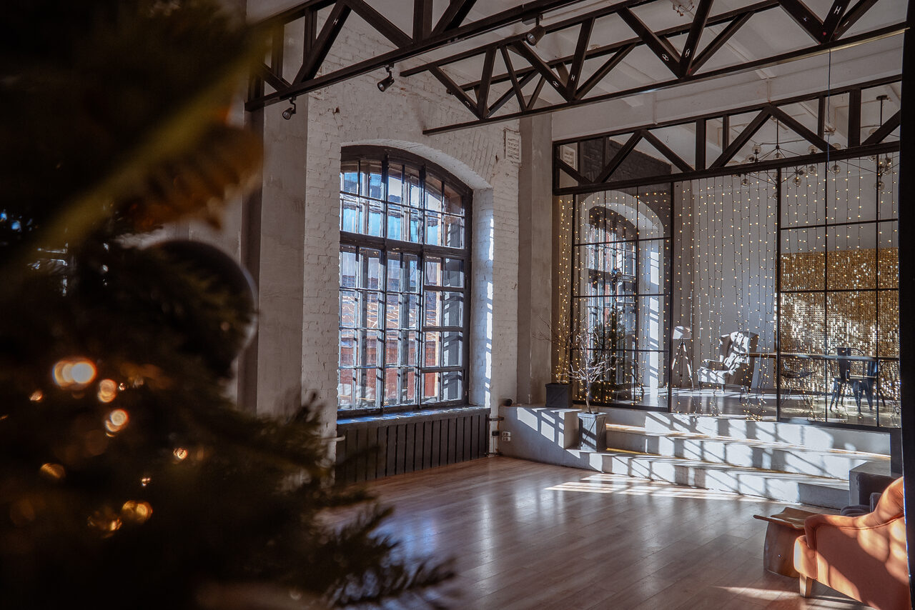 Арендовать Pavilion. Зал Industry Hall в современном стиле