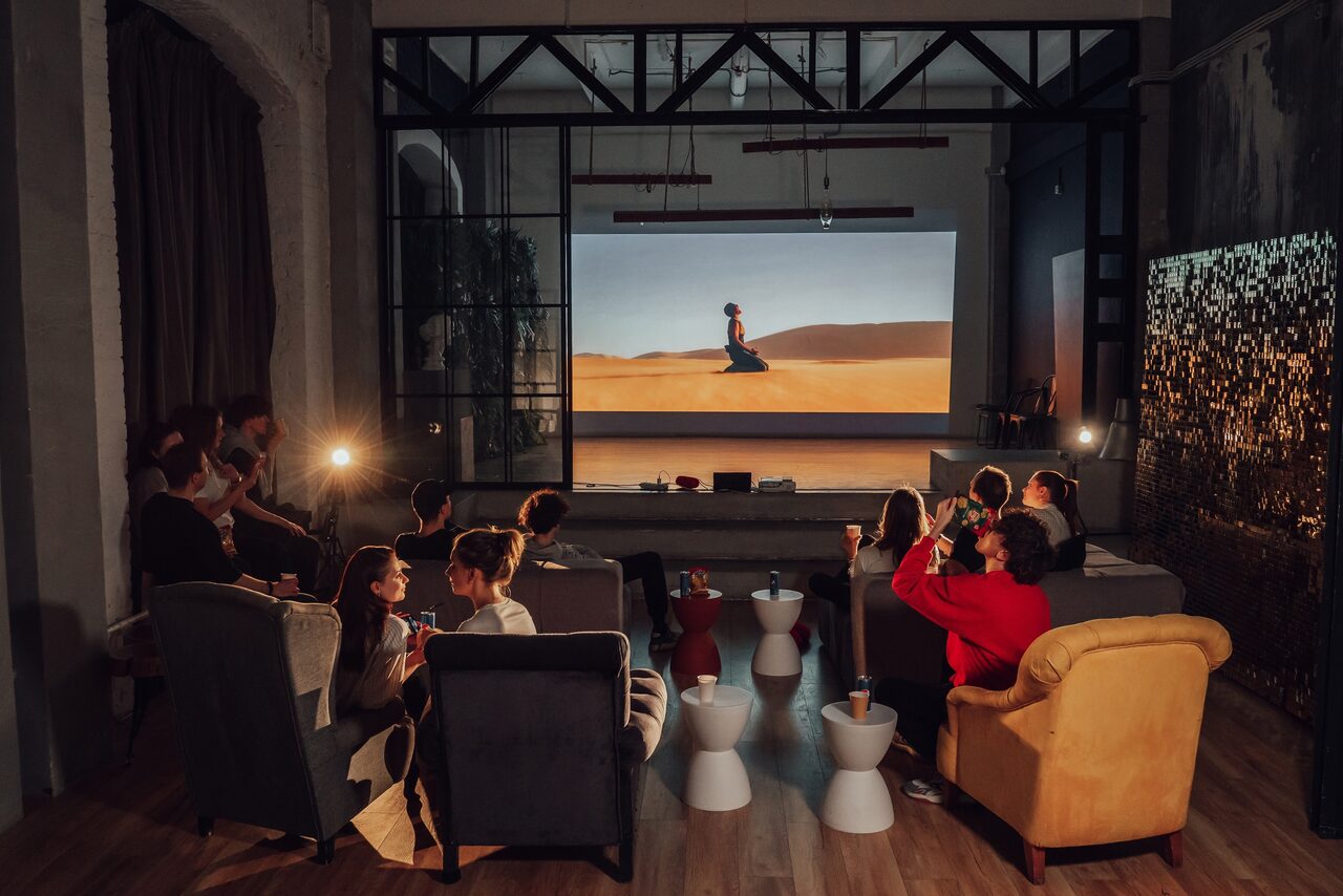 Арендовать Pavilion. Зал Industry Hall в современном стиле