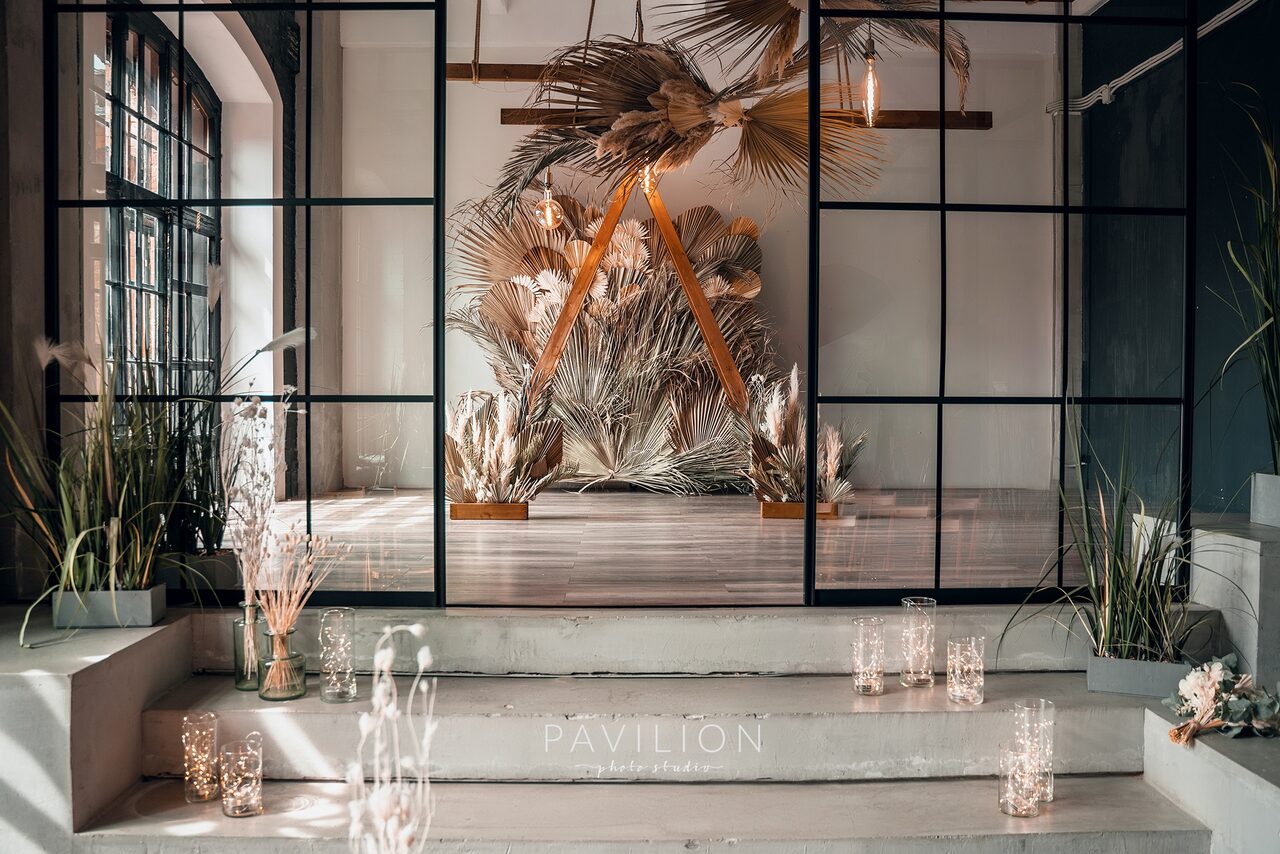 Арендовать Pavilion. Зал Industry Hall в современном стиле