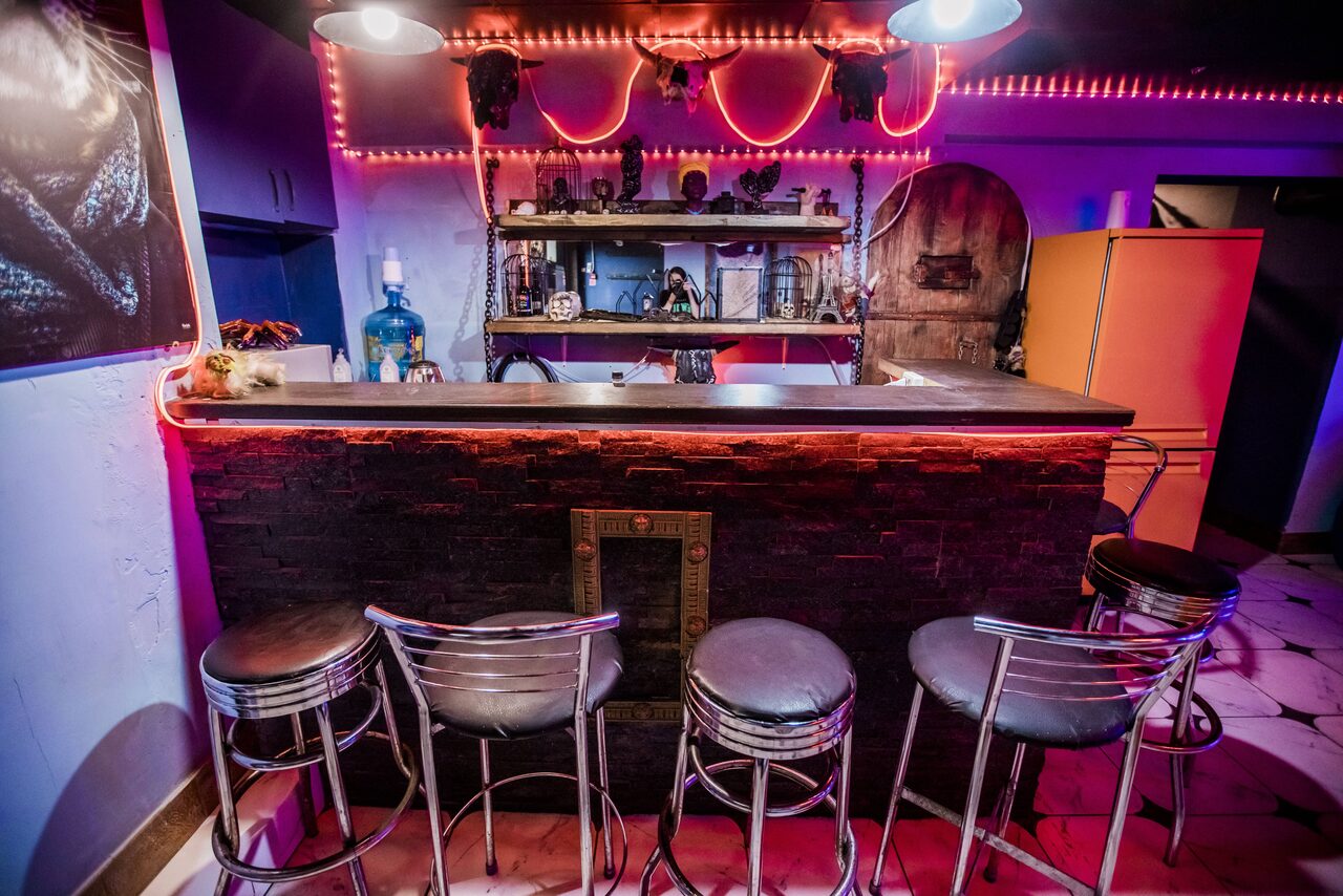 Арендовать Таинственный лофт для ваших мероприятий