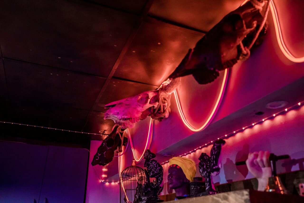 Арендовать Таинственный лофт для ваших мероприятий