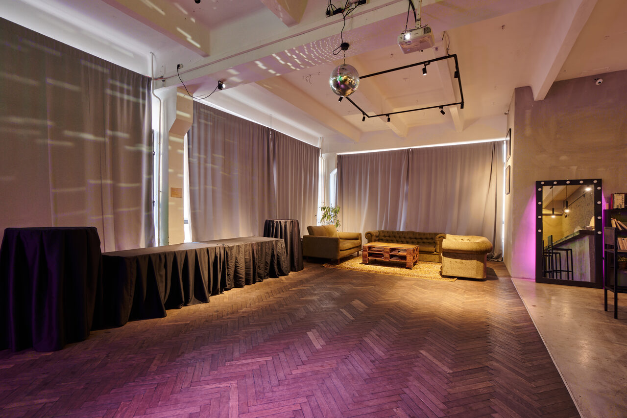 Арендовать MocLoft