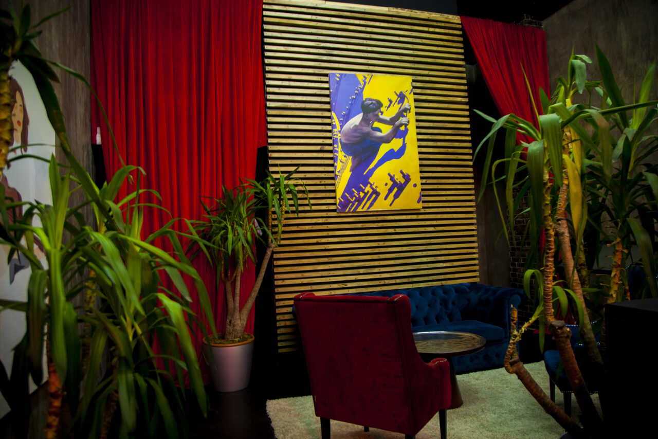 Арендовать Двухэтажный лофт со студией звукозаписи