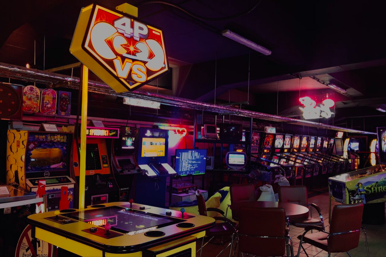 Арендовать Interactive playground with slot machines