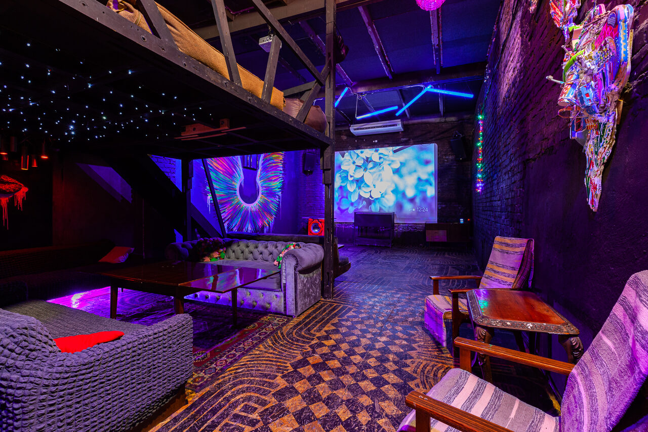 Арендовать Лофт с верандой и мангалом