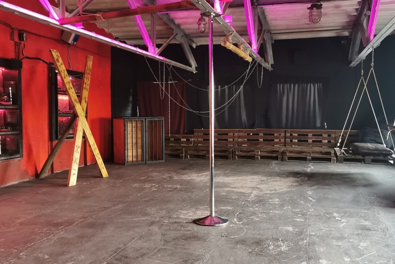 Арендовать Graf-Studio. Стилизованное лофт-пространство