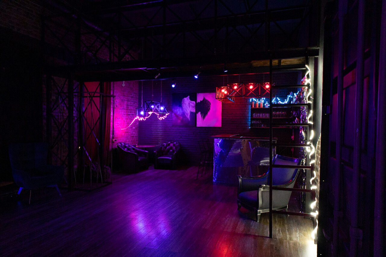 Арендовать Контраст Loft