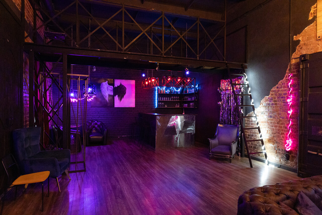 Арендовать Контраст Loft