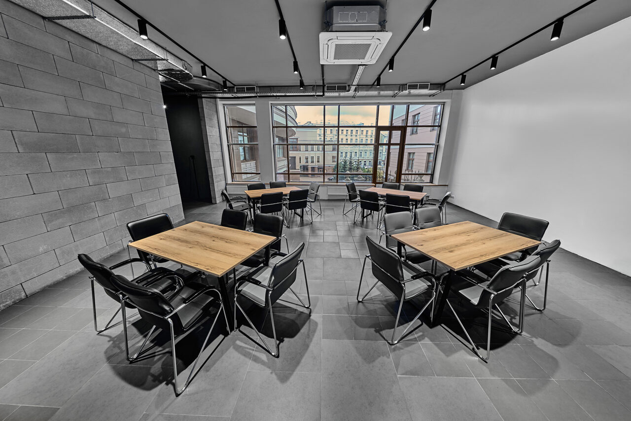 Арендовать Конференц-зал в лофте в центре Москвы