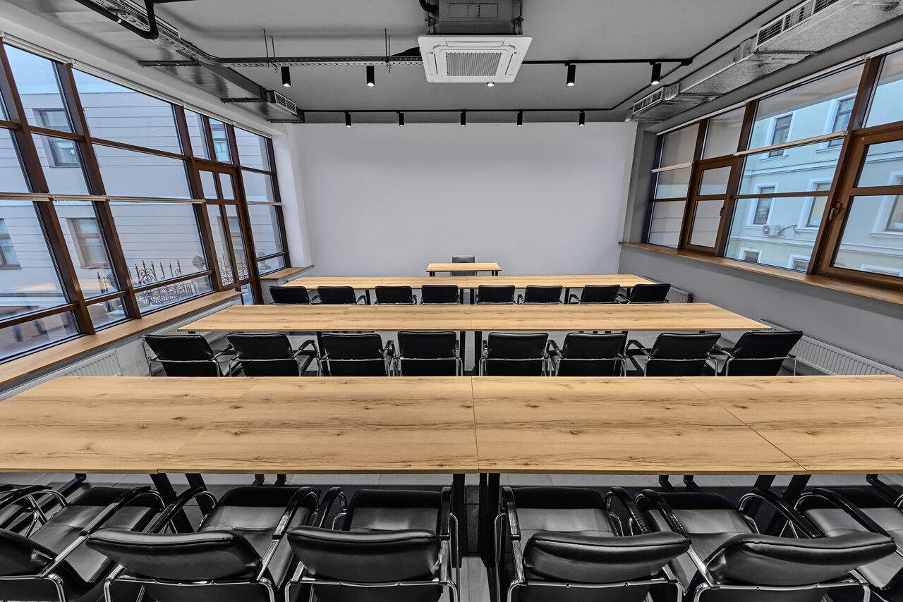 Арендовать Конференц-зал в лофте в центре Москвы