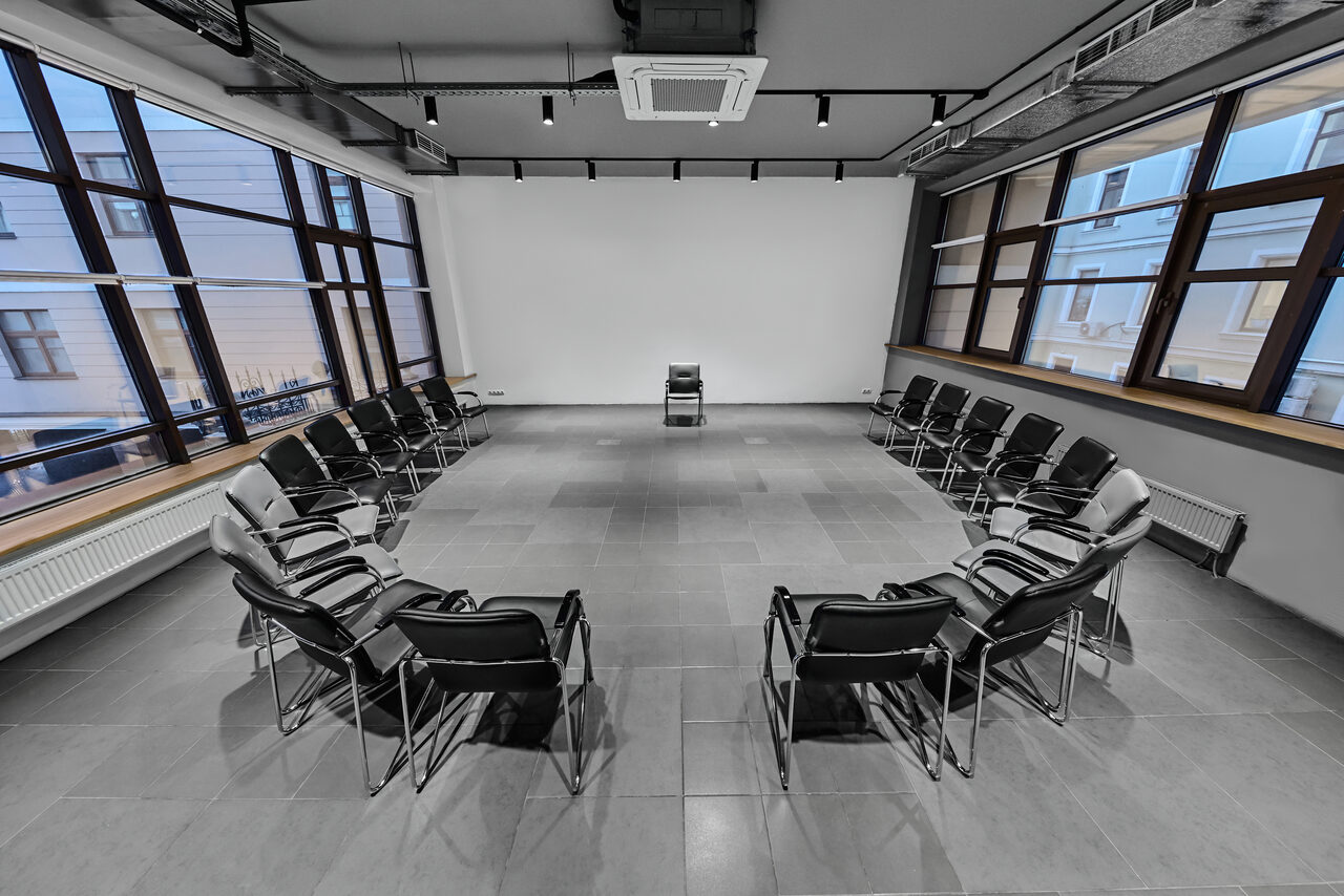 Арендовать Конференц-зал в лофте в центре Москвы