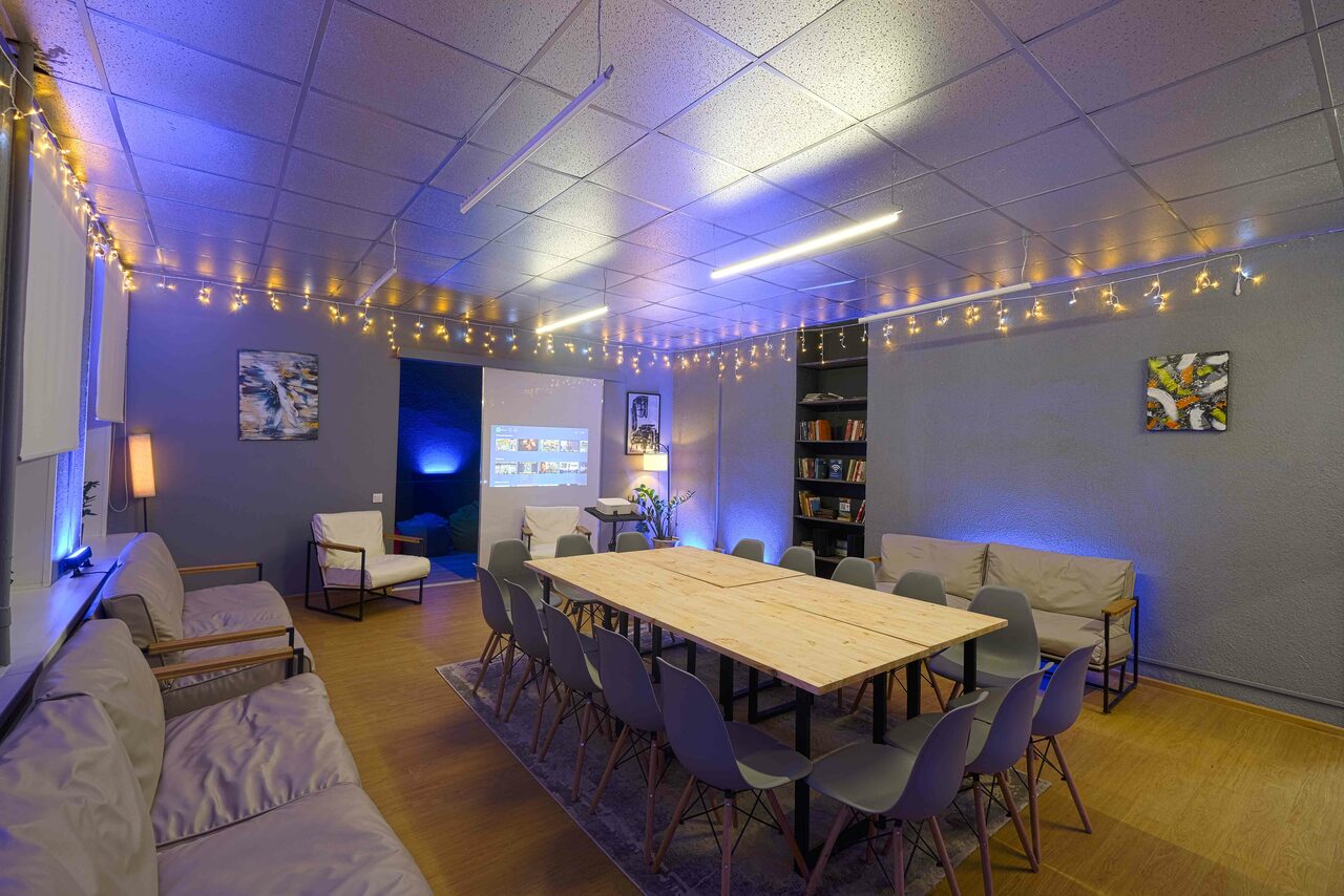 Арендовать Citrus Hall. Pomelo зал для мастер-классов