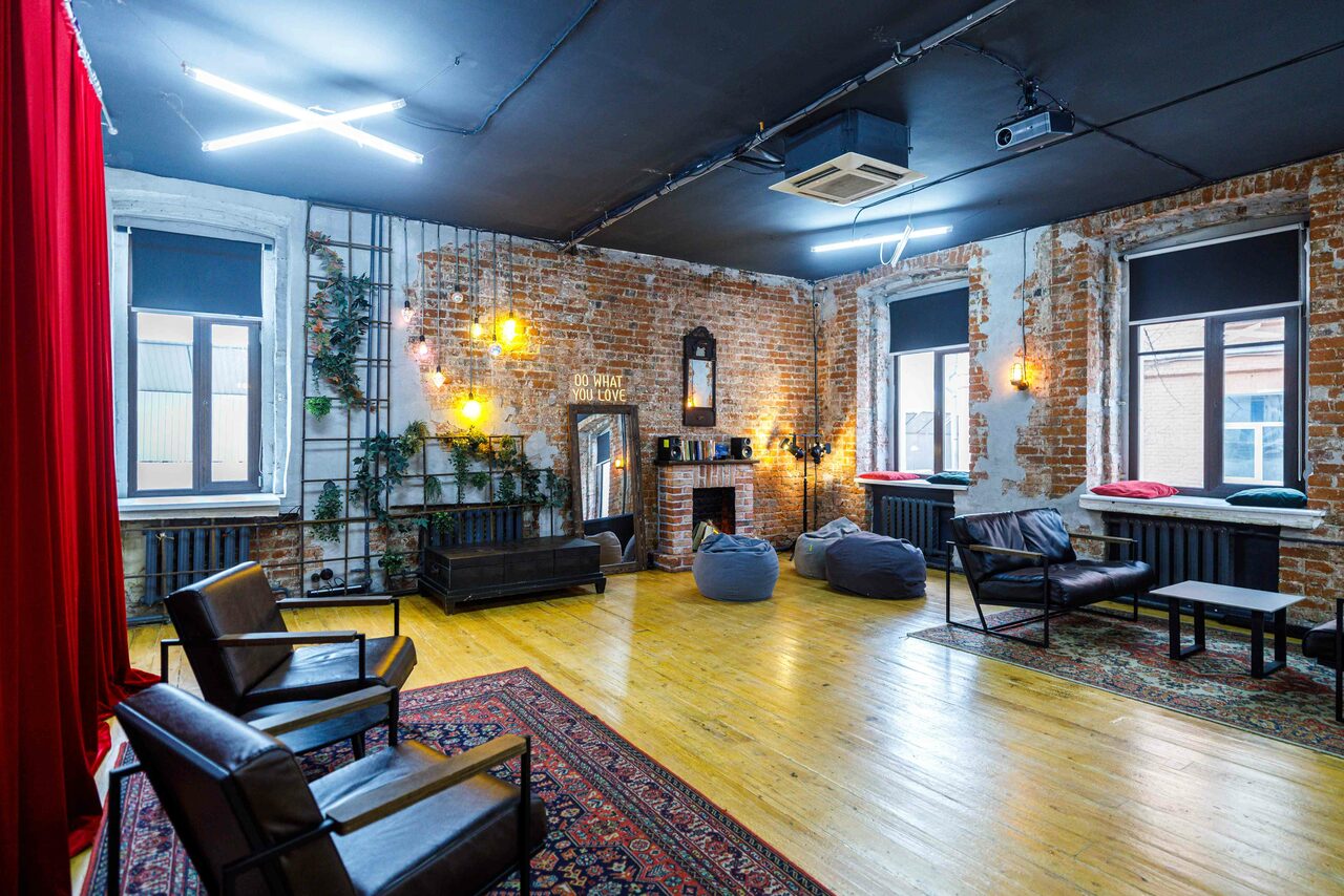 Арендовать Citrus Hall. Grapefruit в старинном особняке 19 века