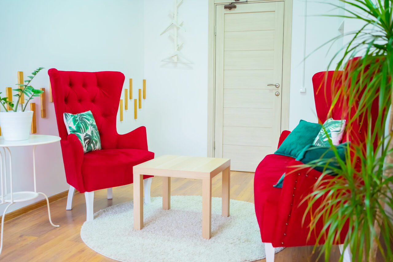 Арендовать Белый кабинет для консультаций