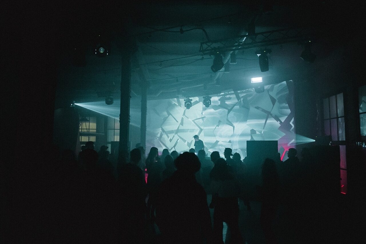 Арендовать Sala banchetti con decorazioni di design 