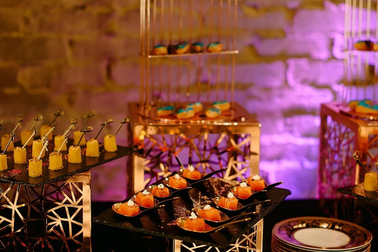 Арендовать Sala banchetti con decorazioni di design 