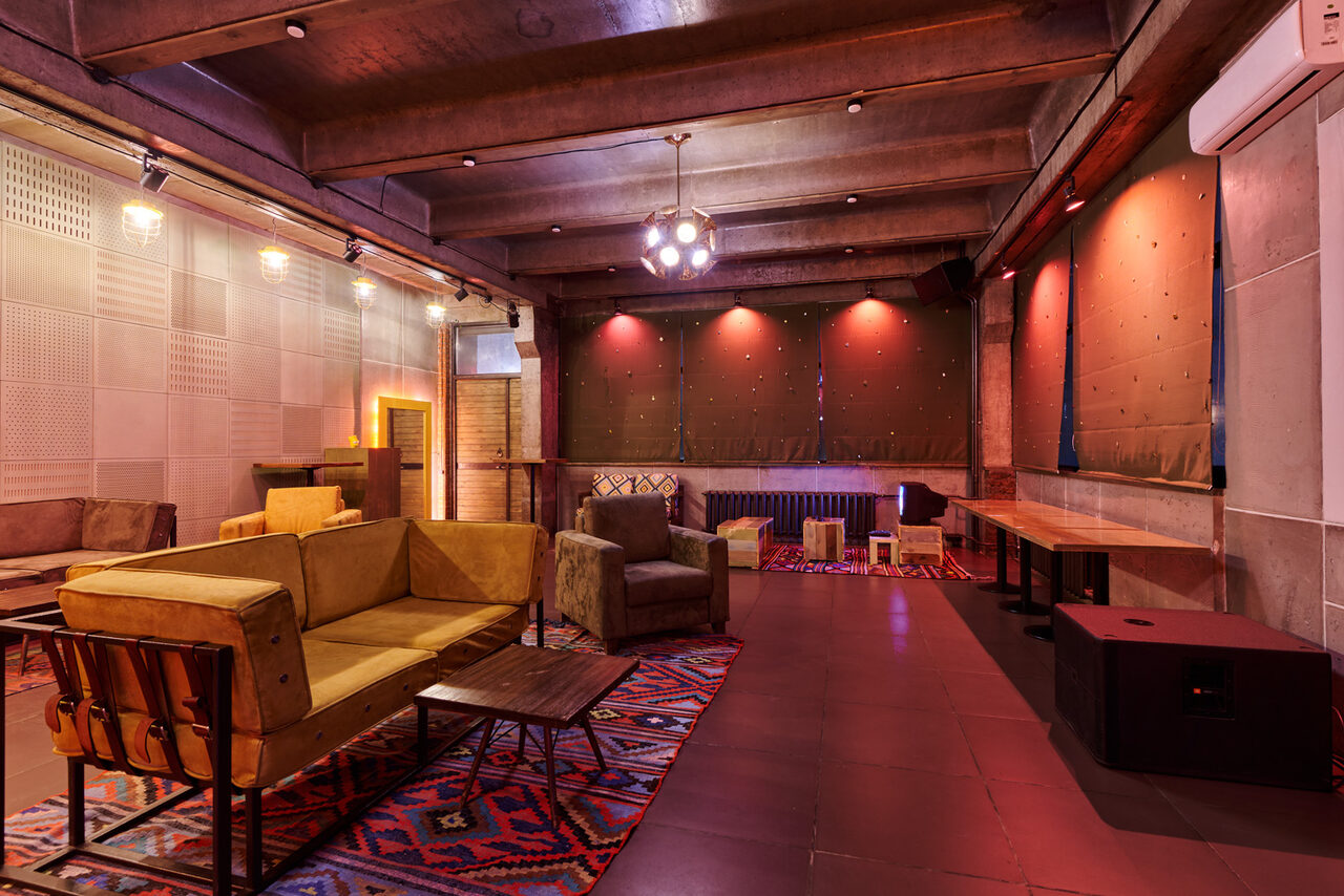 Арендовать Стилизованный лофт с отдельным входом