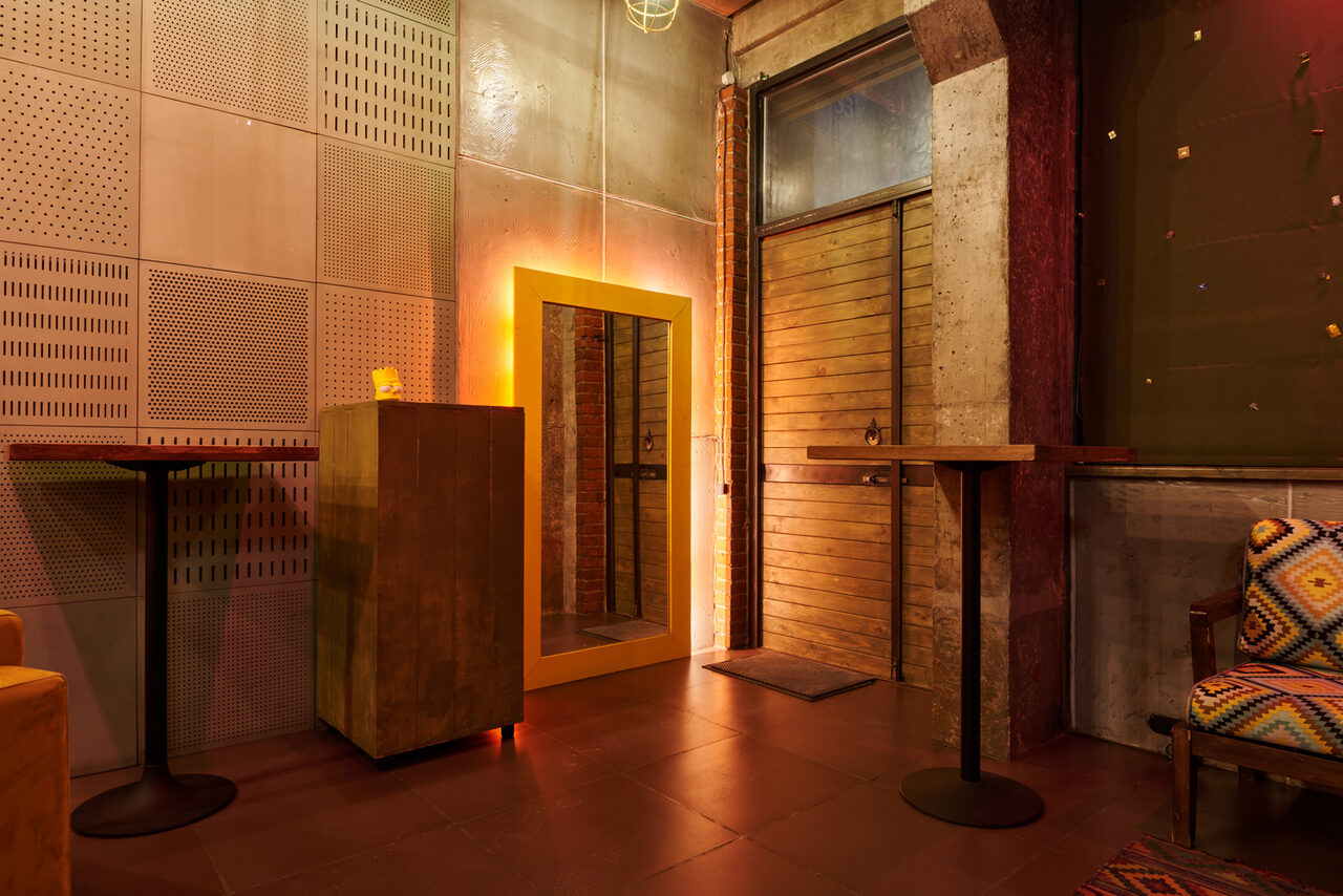 Арендовать Стилизованный лофт с отдельным входом