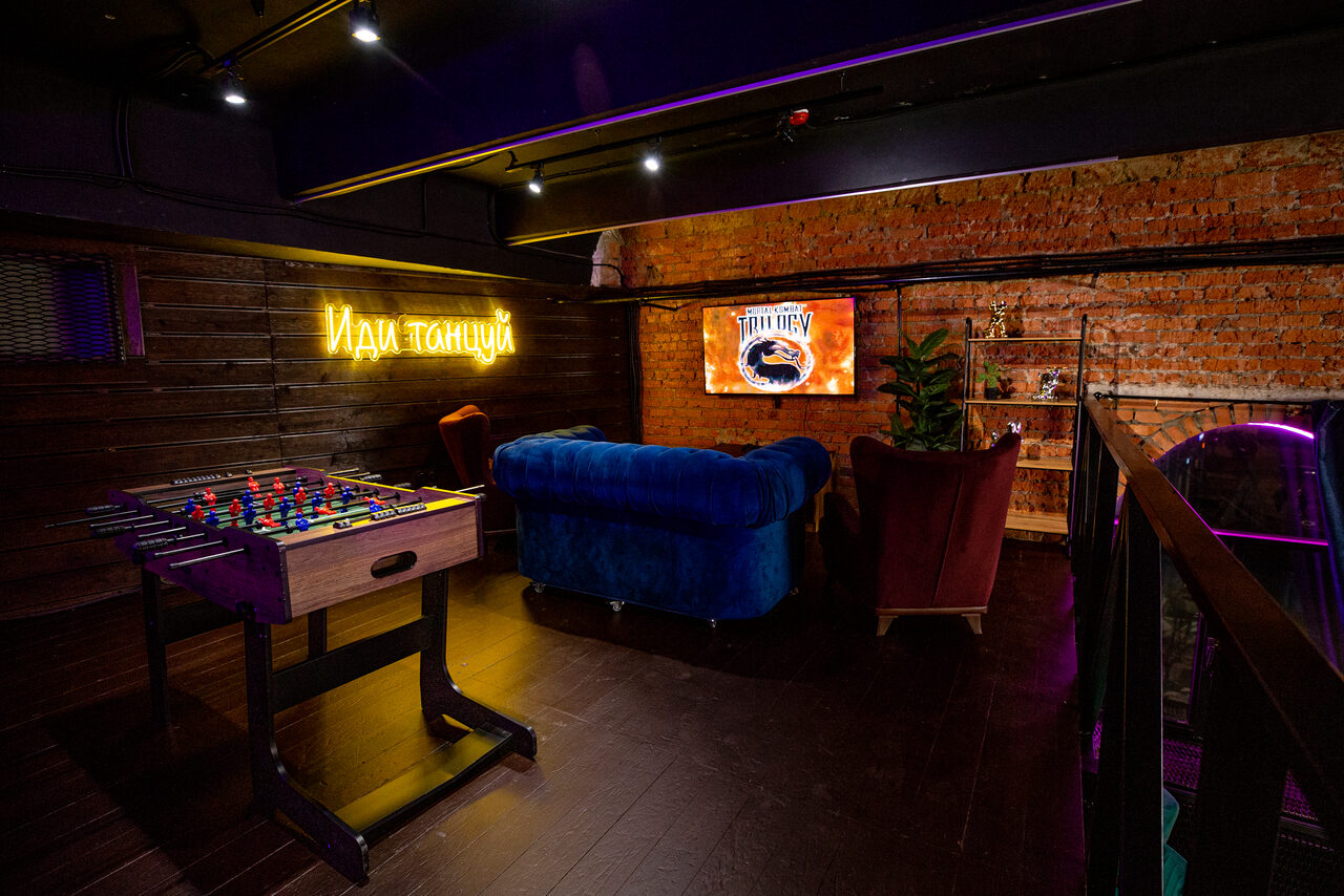 Арендовать Двухуровневый лофт в арт-пространстве