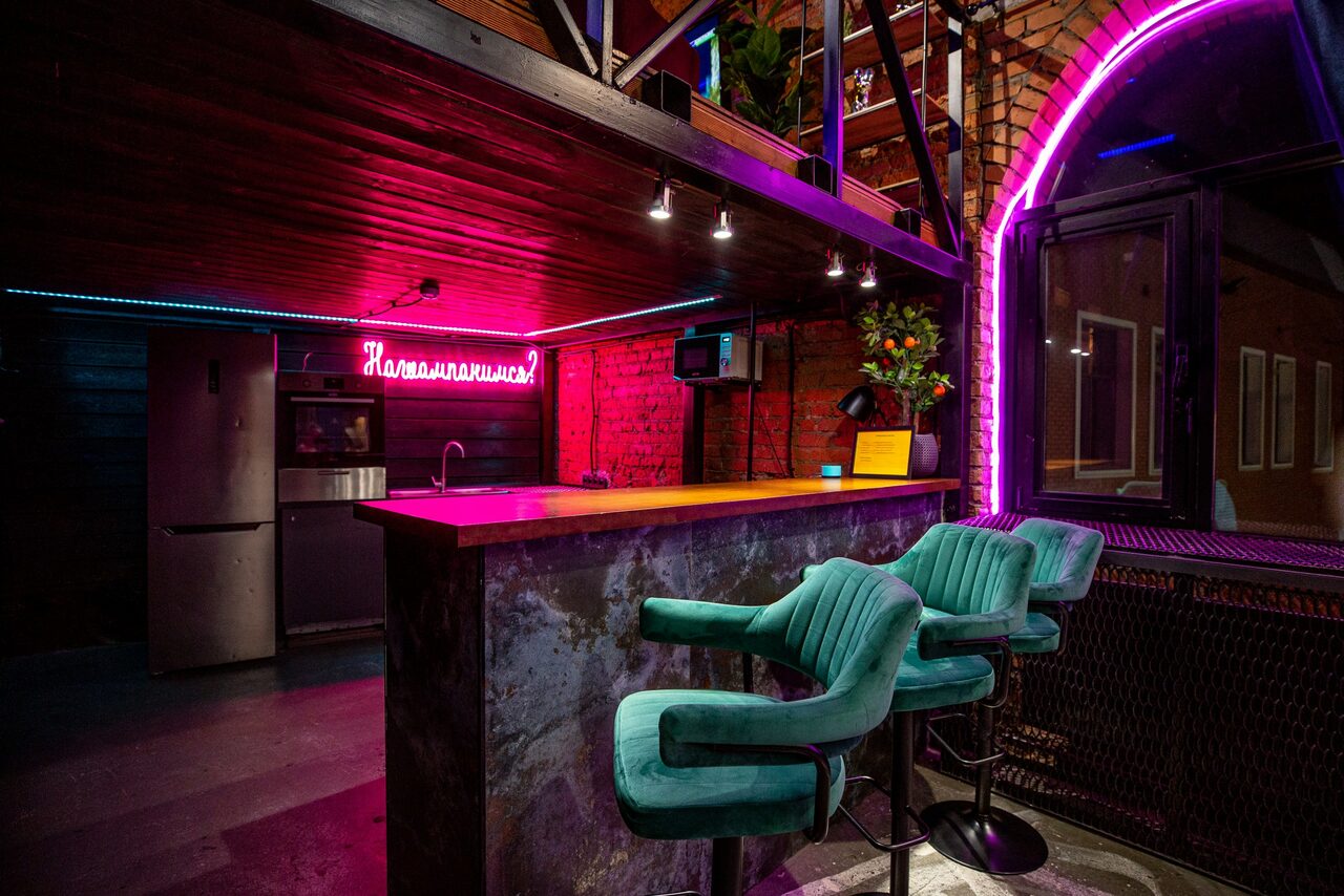 Арендовать Двухуровневый лофт в арт-пространстве