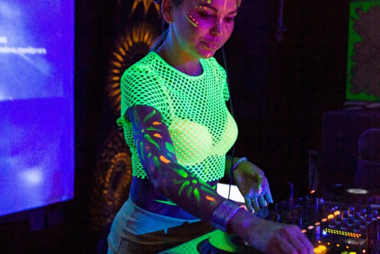 Арендовать Двухъярусный лофт с ярким дизайном