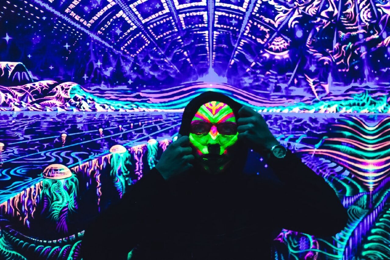 Арендовать Двухъярусный лофт с ярким дизайном