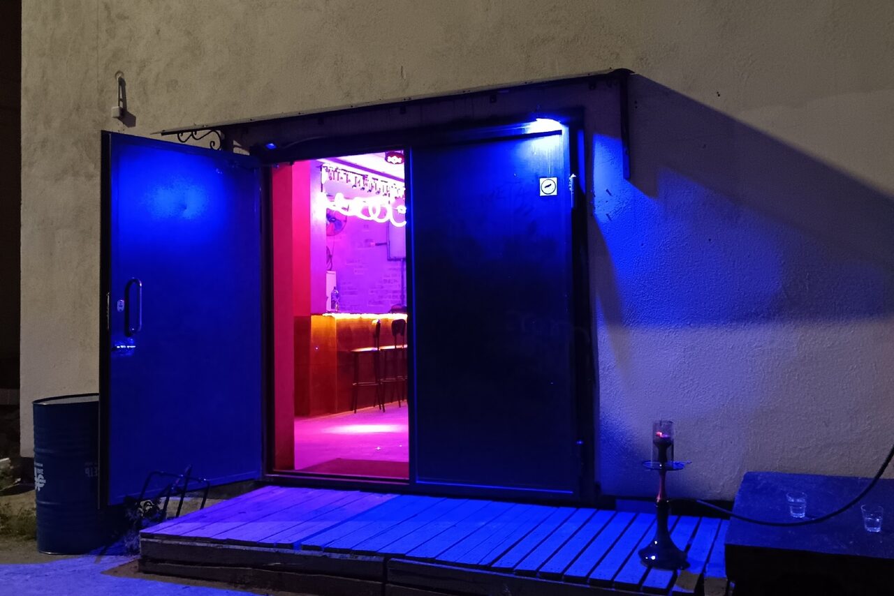 Арендовать Двухъярусный лофт с ярким дизайном