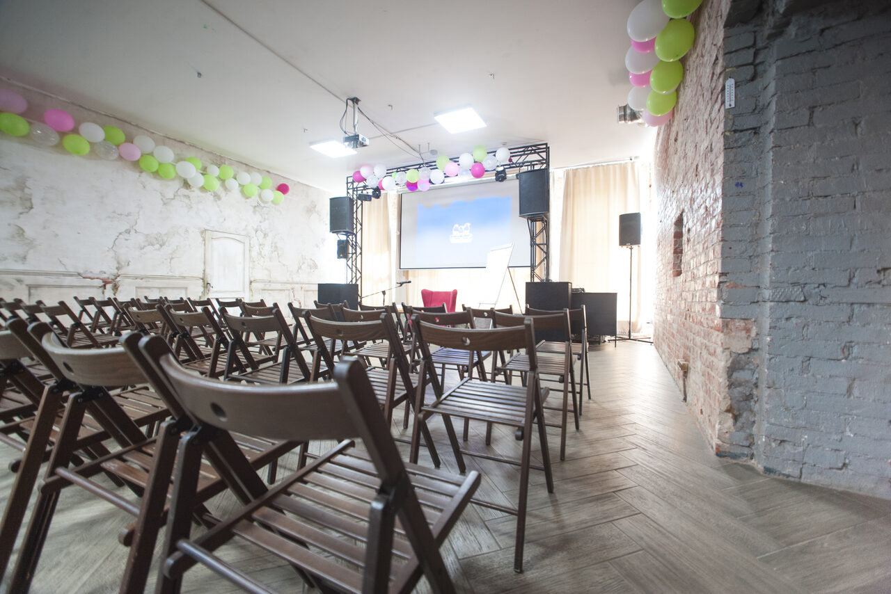 Арендовать Loft 120кв.м. для праздников и тренингов