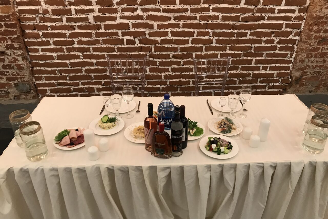 Арендовать Хаянис Холл