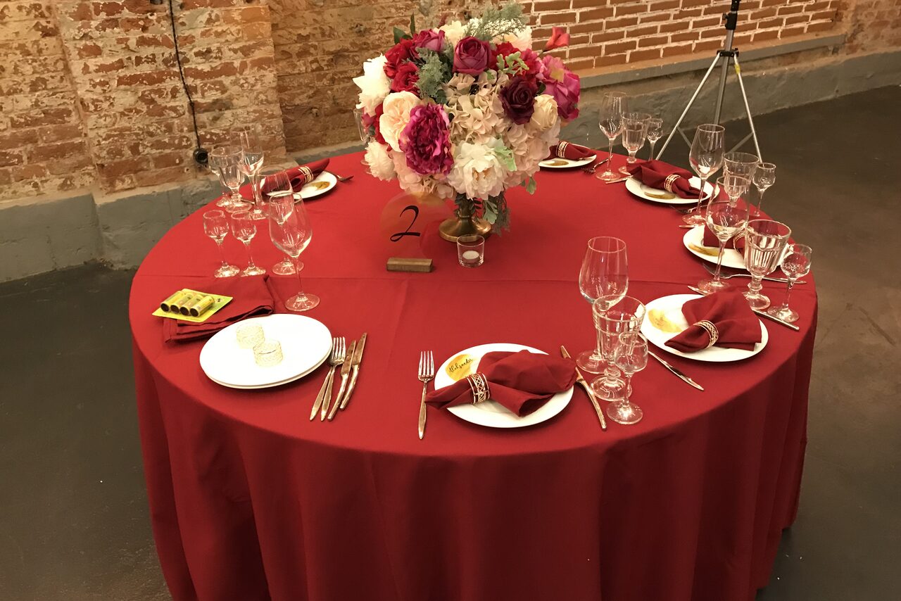 Арендовать Хаянис Холл