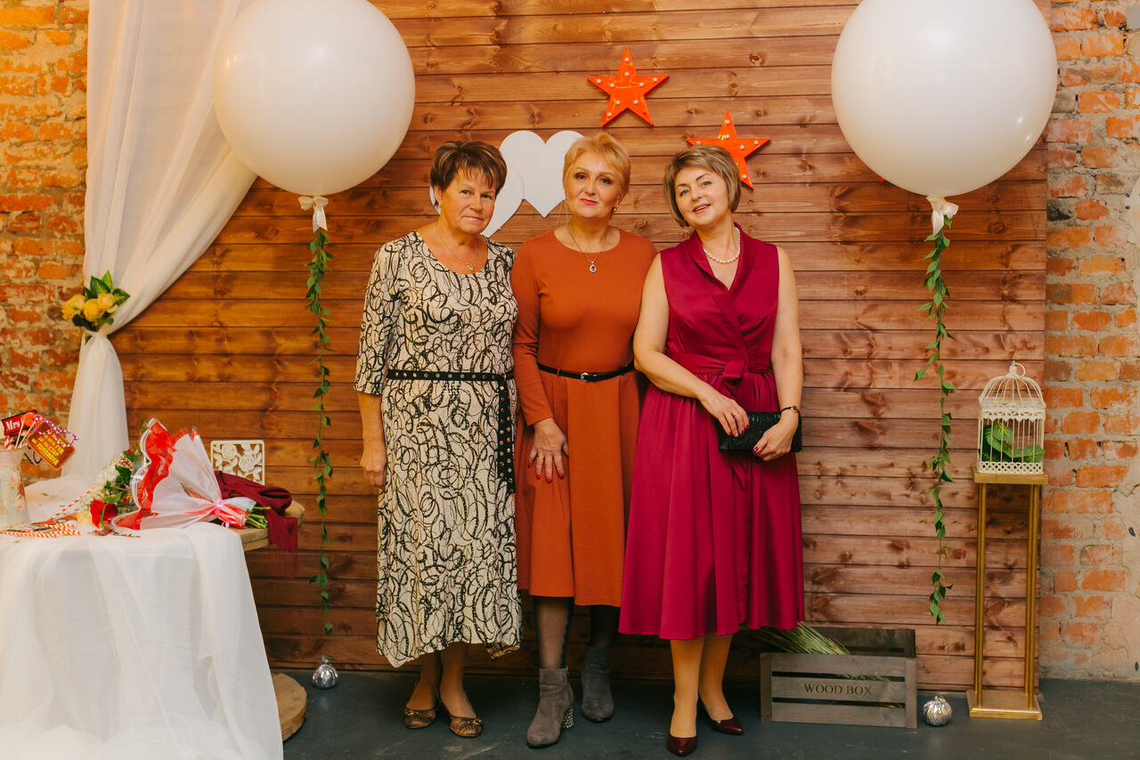 Арендовать Хаянис Холл