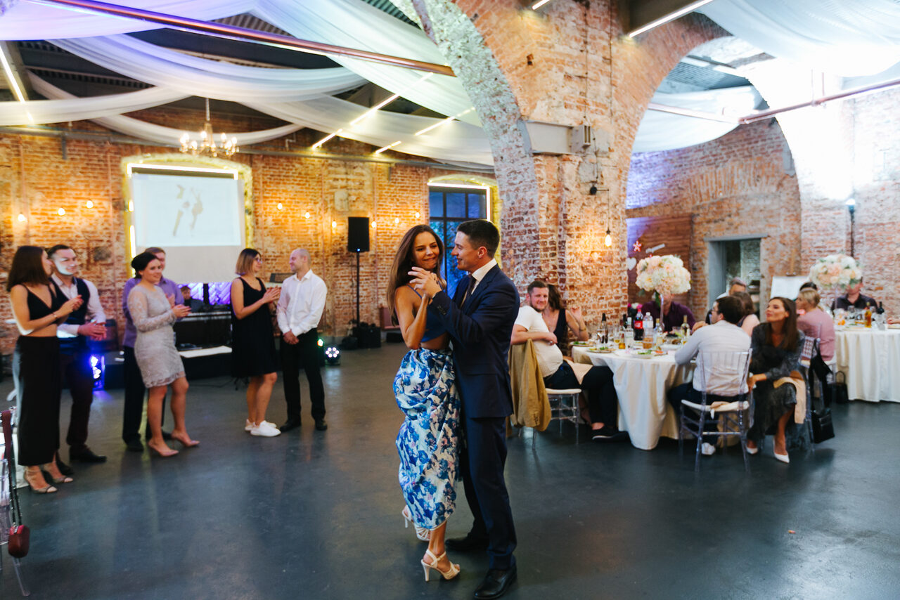 Арендовать Хаянис Холл