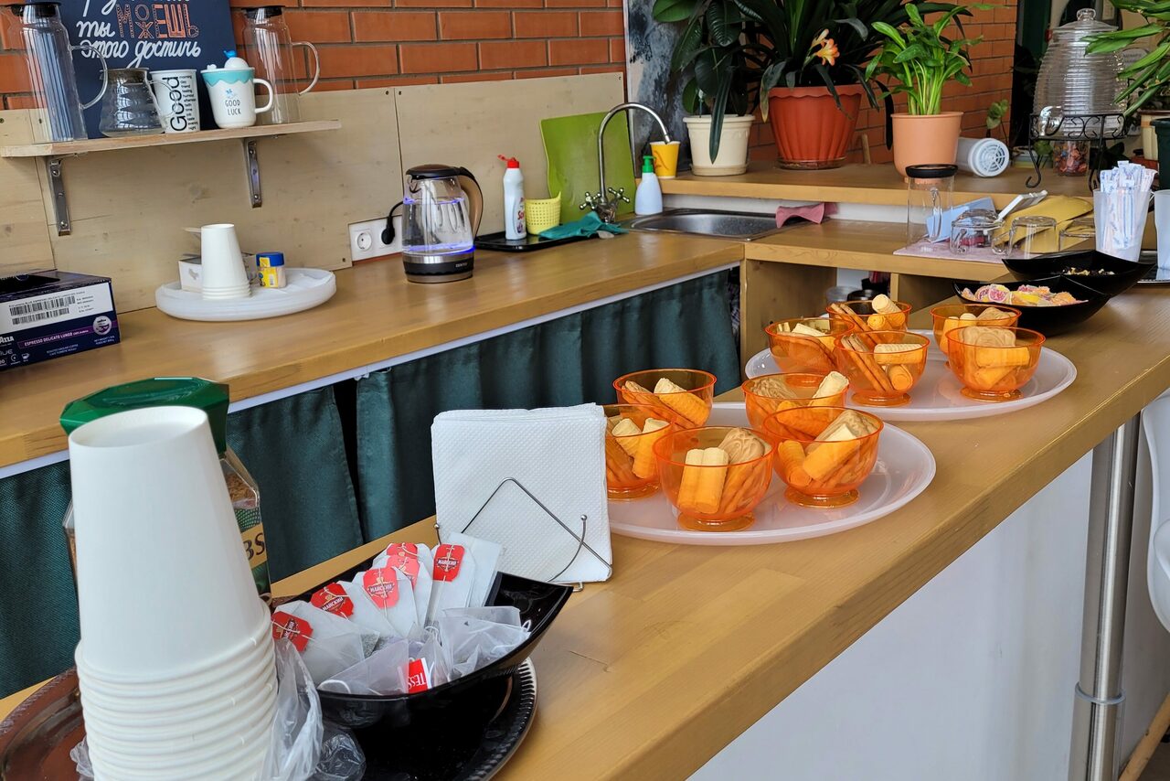 Арендовать Lounge space with cafe