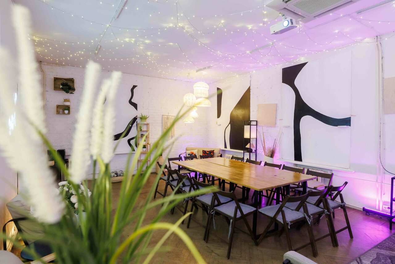 Арендовать Citrus Hall. Sweetie в старинном особняке для тренингов 