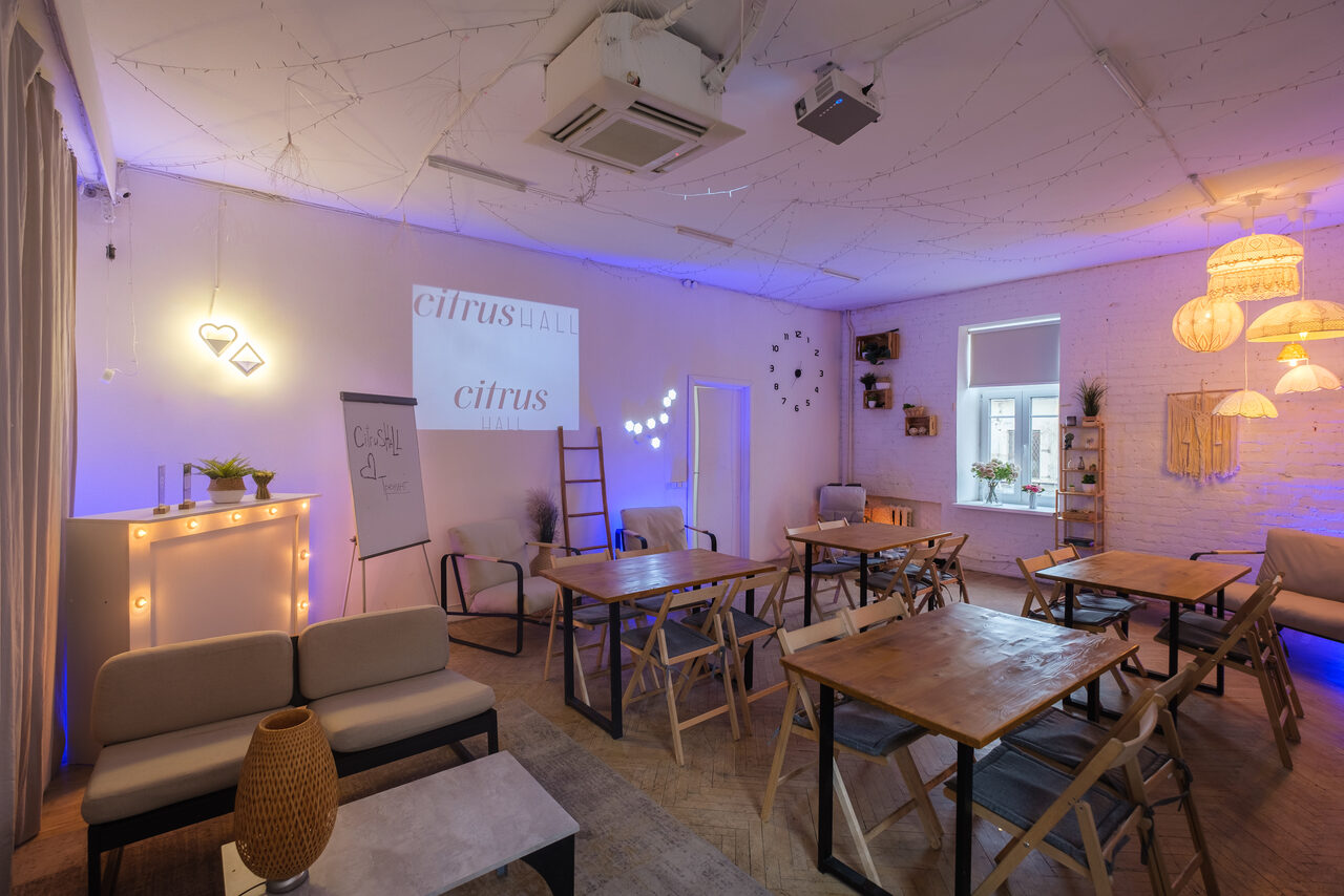 Арендовать Citrus Hall. Sweetie в старинном особняке 