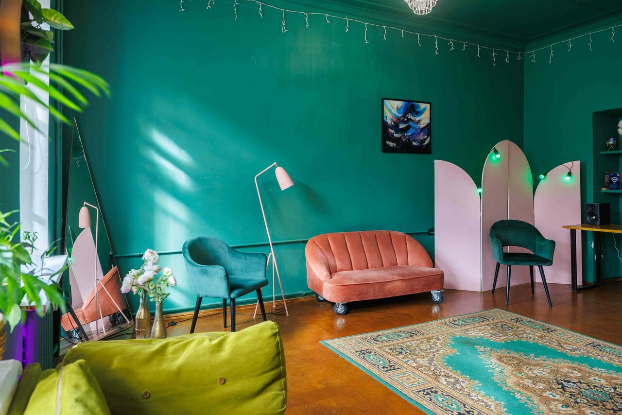 Арендовать Citrus Hall. Mandarin в старинном особняке