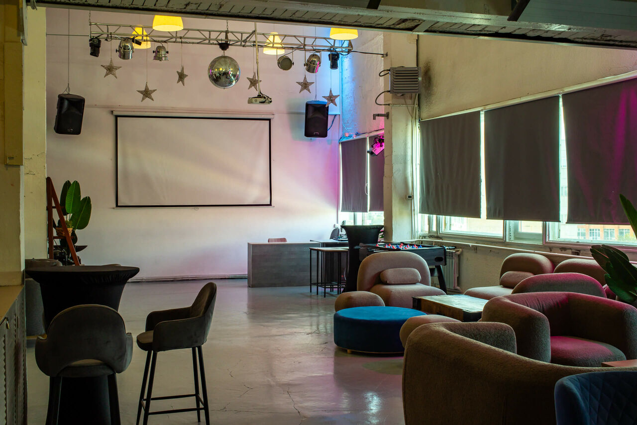 Арендовать Work Shop Loft. Зал 1 с верандой