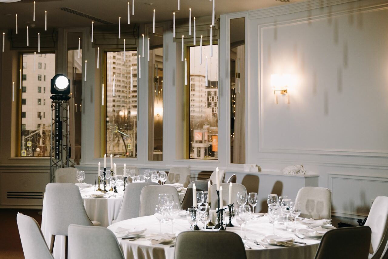 Арендовать Атриум Палас Отель