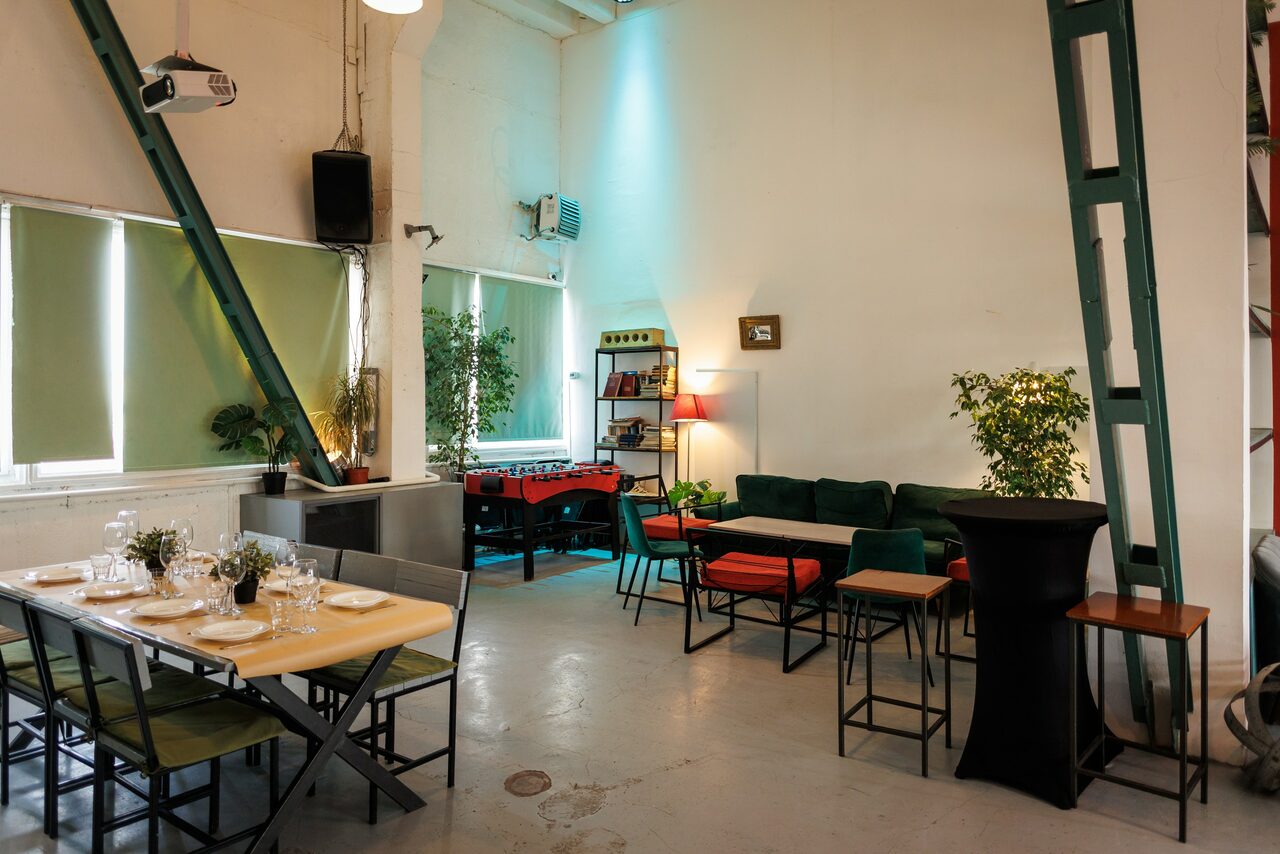 Арендовать Work Shop Loft. Зал 2 с верандой