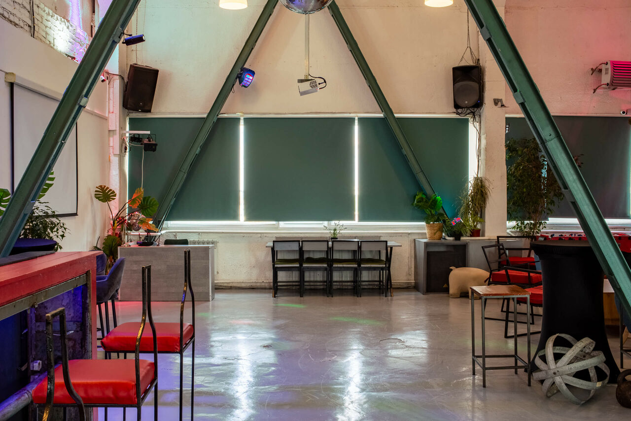 Арендовать Work Shop Loft. Зал 2 с верандой